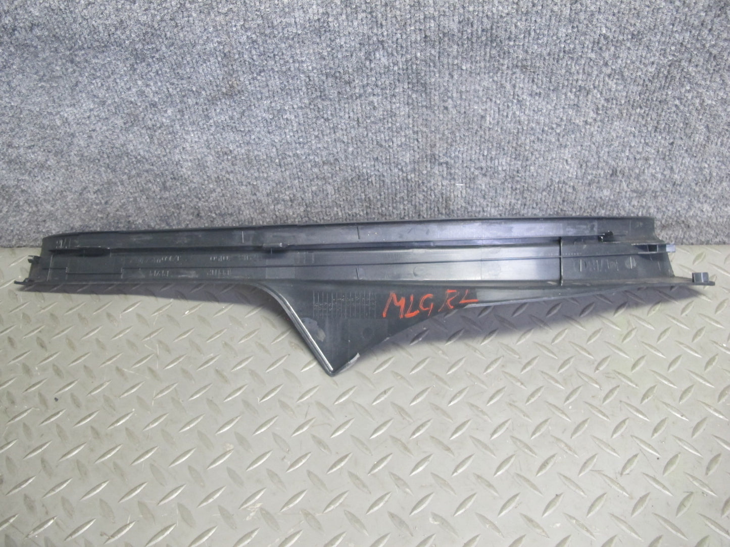 98-05 Lexus JZS160L GS300 Set of 2 Rear Door Scuff Sill Plate Trim Cover OEM