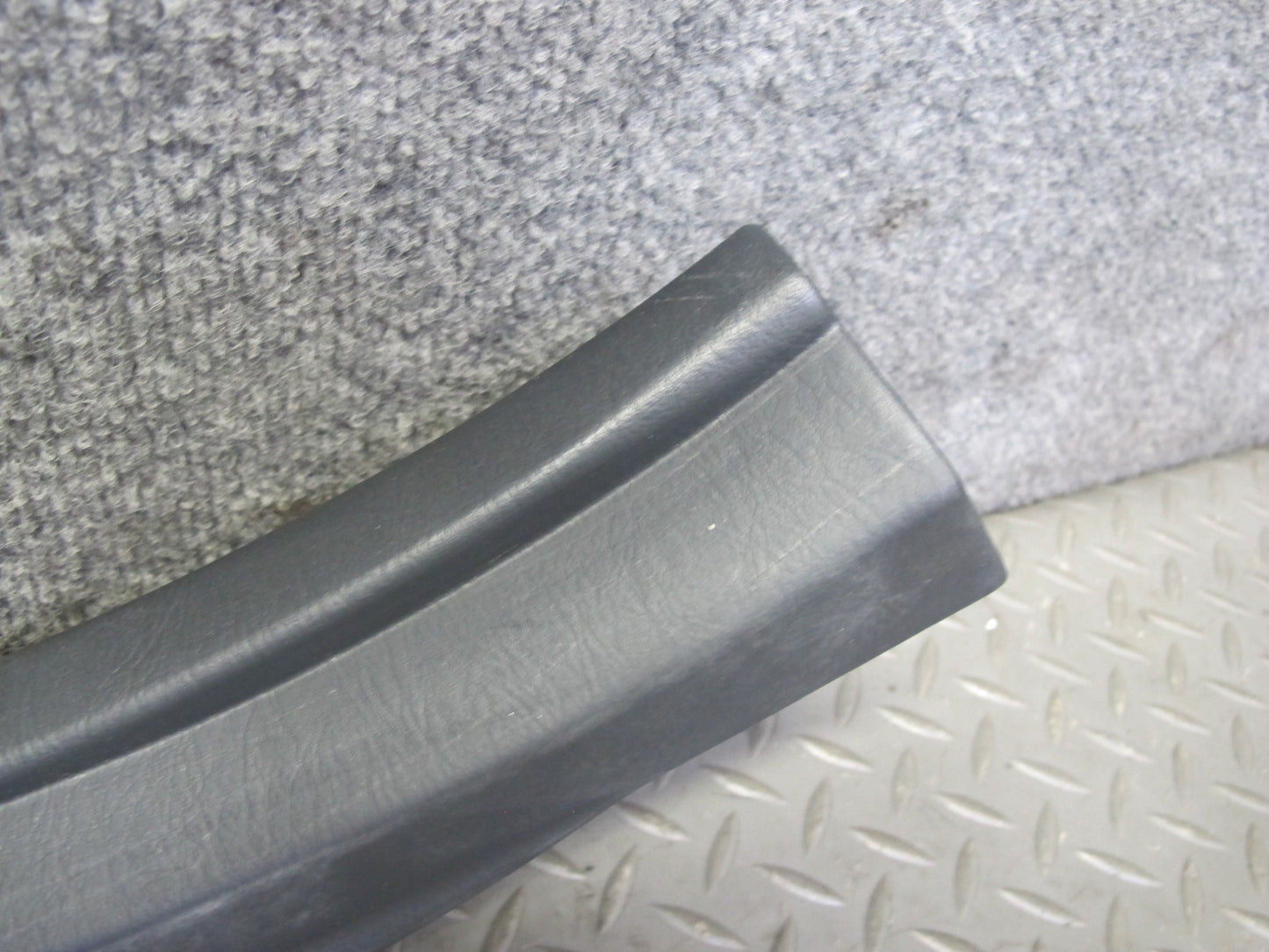 98-05 Lexus JZS160L GS300 Set of 2 Rear Door Scuff Sill Plate Trim Cover OEM