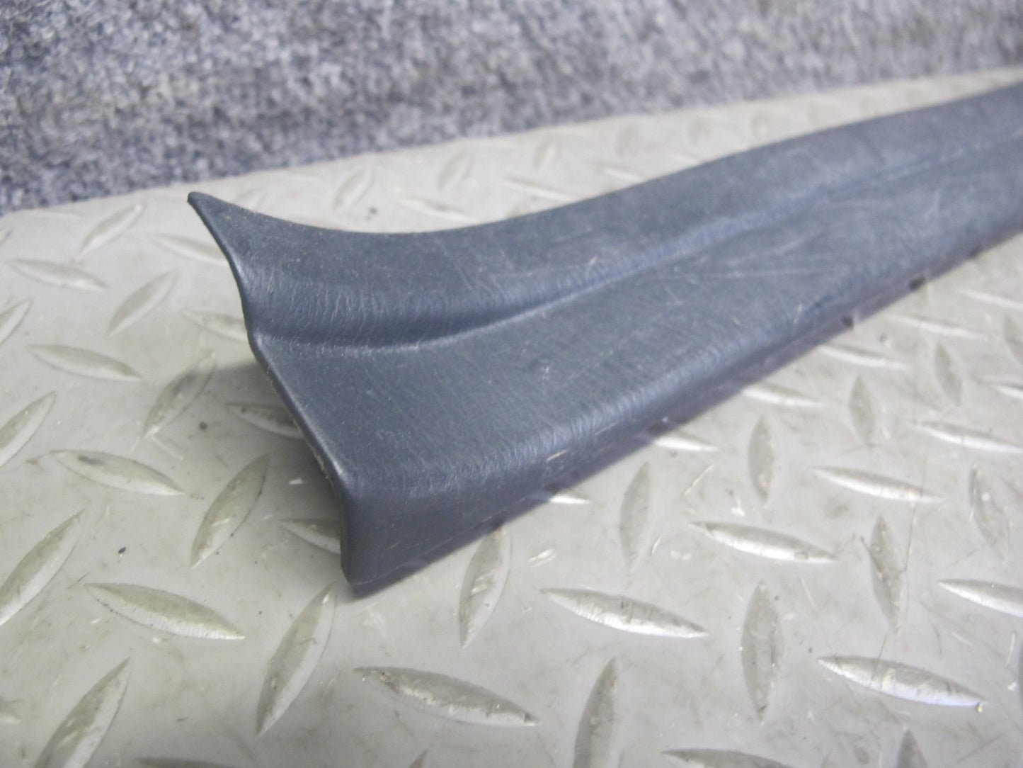 98-05 Lexus JZS160L GS300 Set of 2 Rear Door Scuff Sill Plate Trim Cover OEM