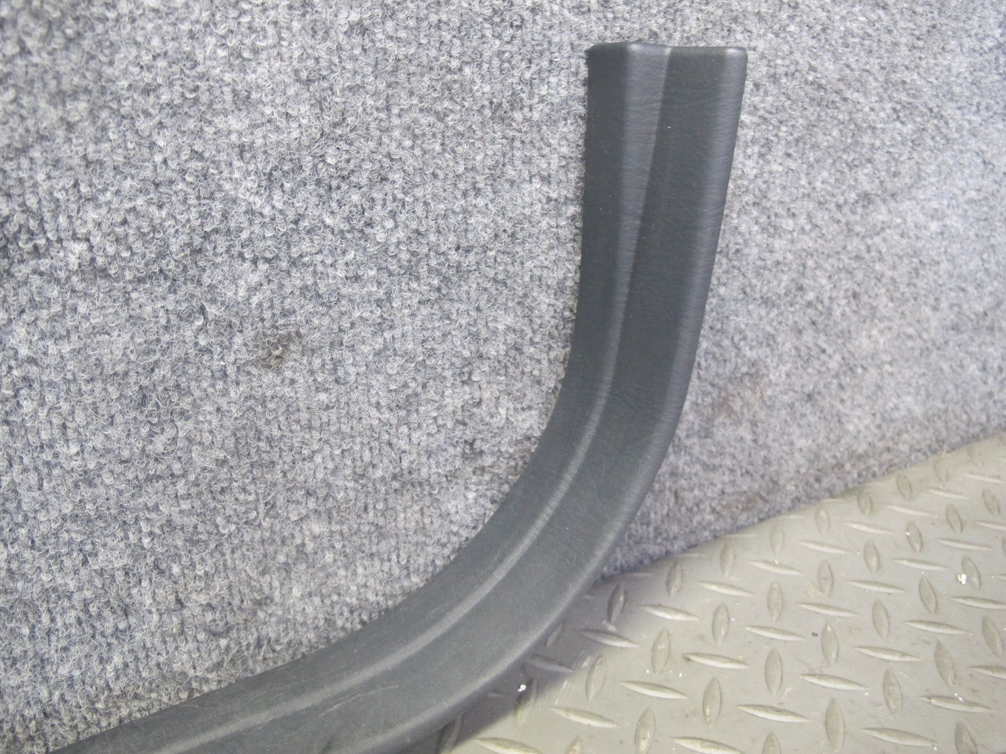 98-05 Lexus GS430 GS300 Front Left & Right Door Trim Panel Scuff Plate Set OEM