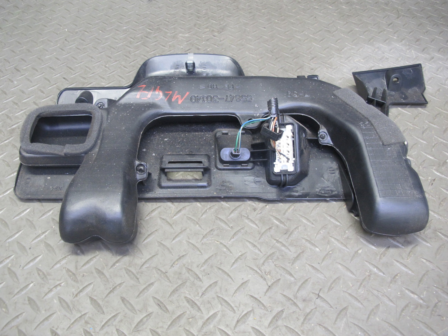 98-01 Lexus JZS160L GS300 Under Dash Cover Kick Panel 55847-30140 OEM