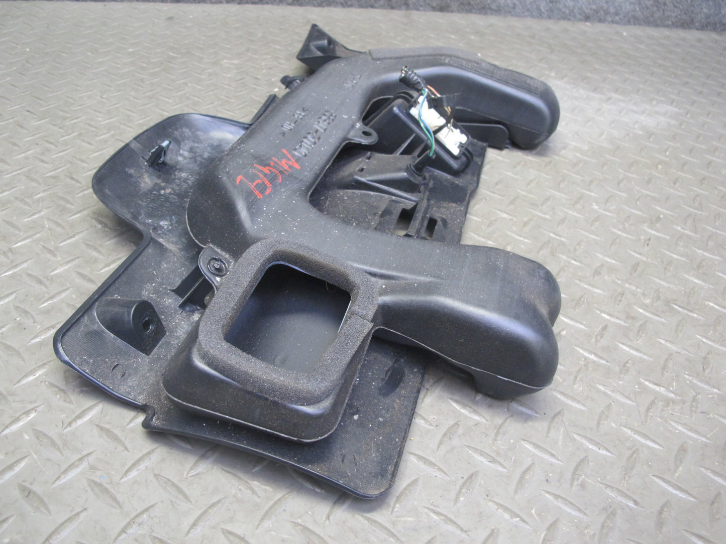 98-01 Lexus JZS160L GS300 Under Dash Cover Kick Panel 55847-30140 OEM