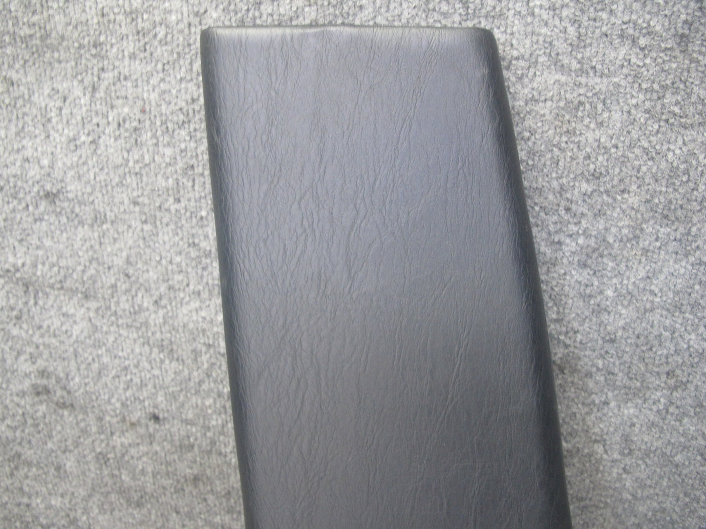 98-05 Lexus GS400 GS430 GS300 Set of 2 Left Right Lower B Pillar Trim Black OEM