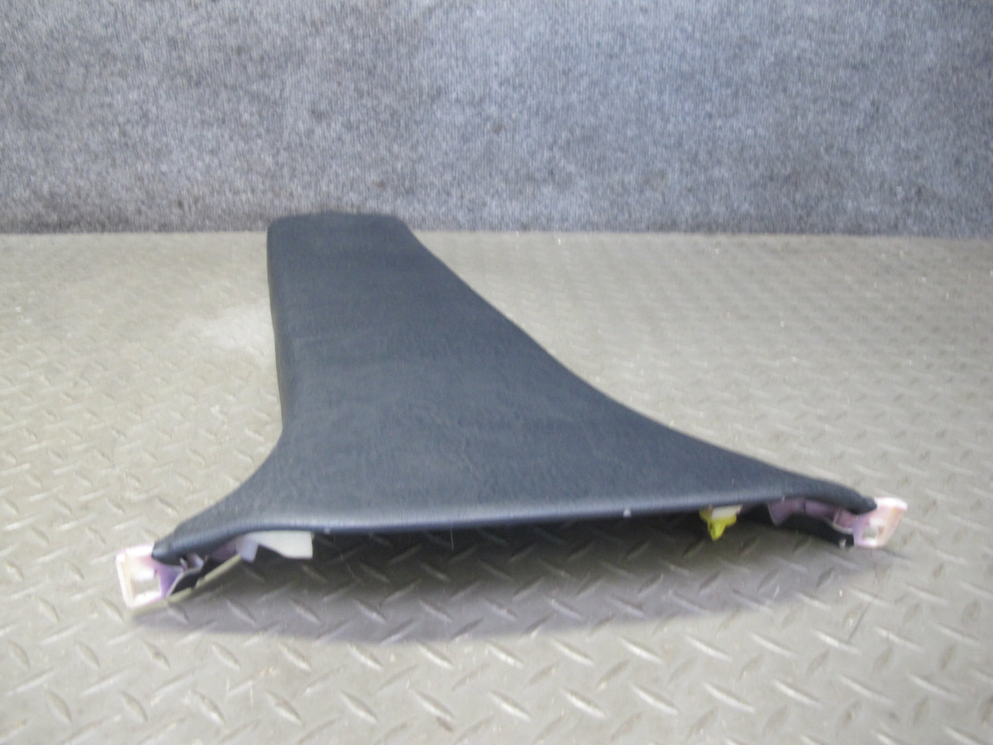 98-05 Lexus GS400 GS430 GS300 Set of 2 Left Right Lower B Pillar Trim Black OEM