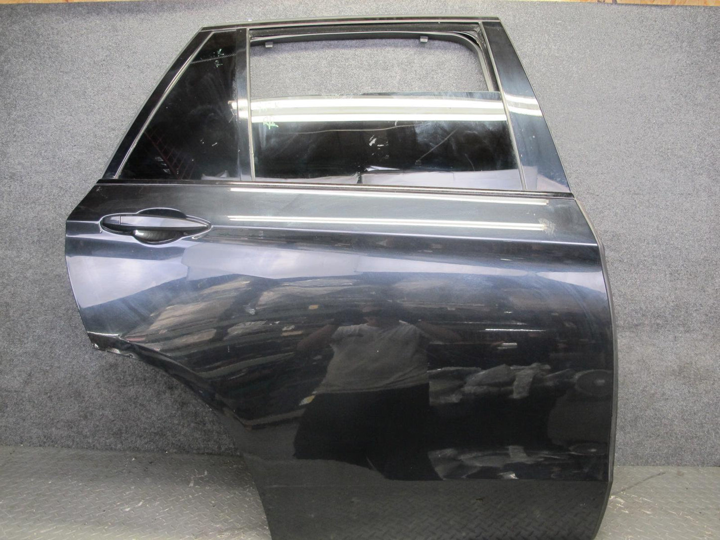 2014-2018 BMW F15 X5 Rear Right Door Shell Panel w Window Glass