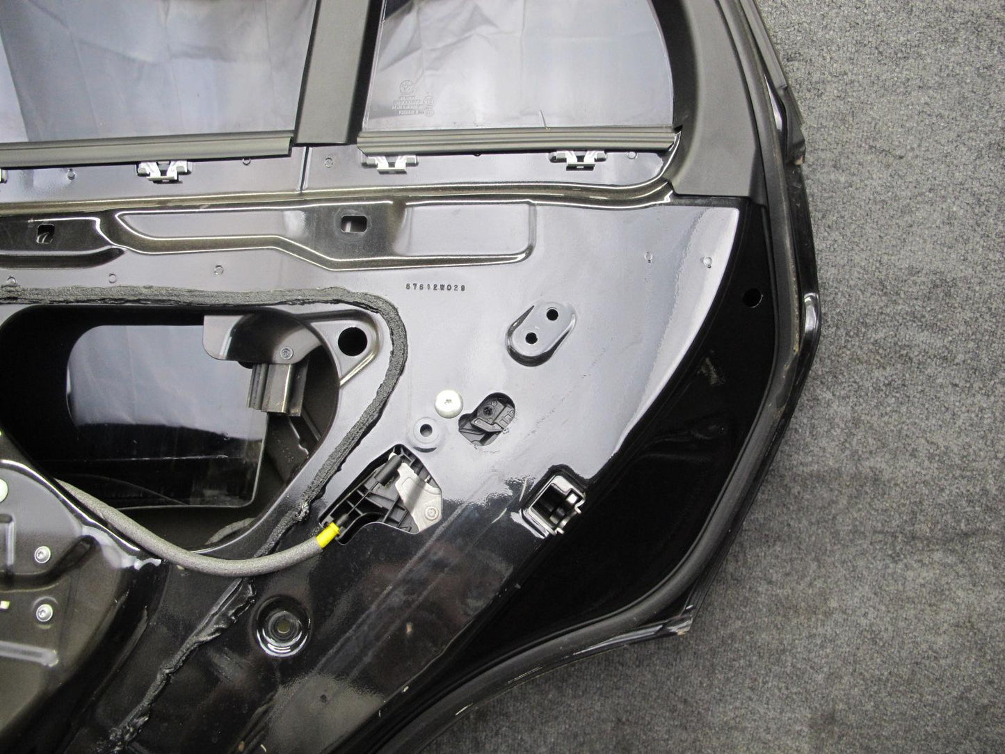 2014-2018 BMW F15 X5 Rear Right Door Shell Panel w Window Glass