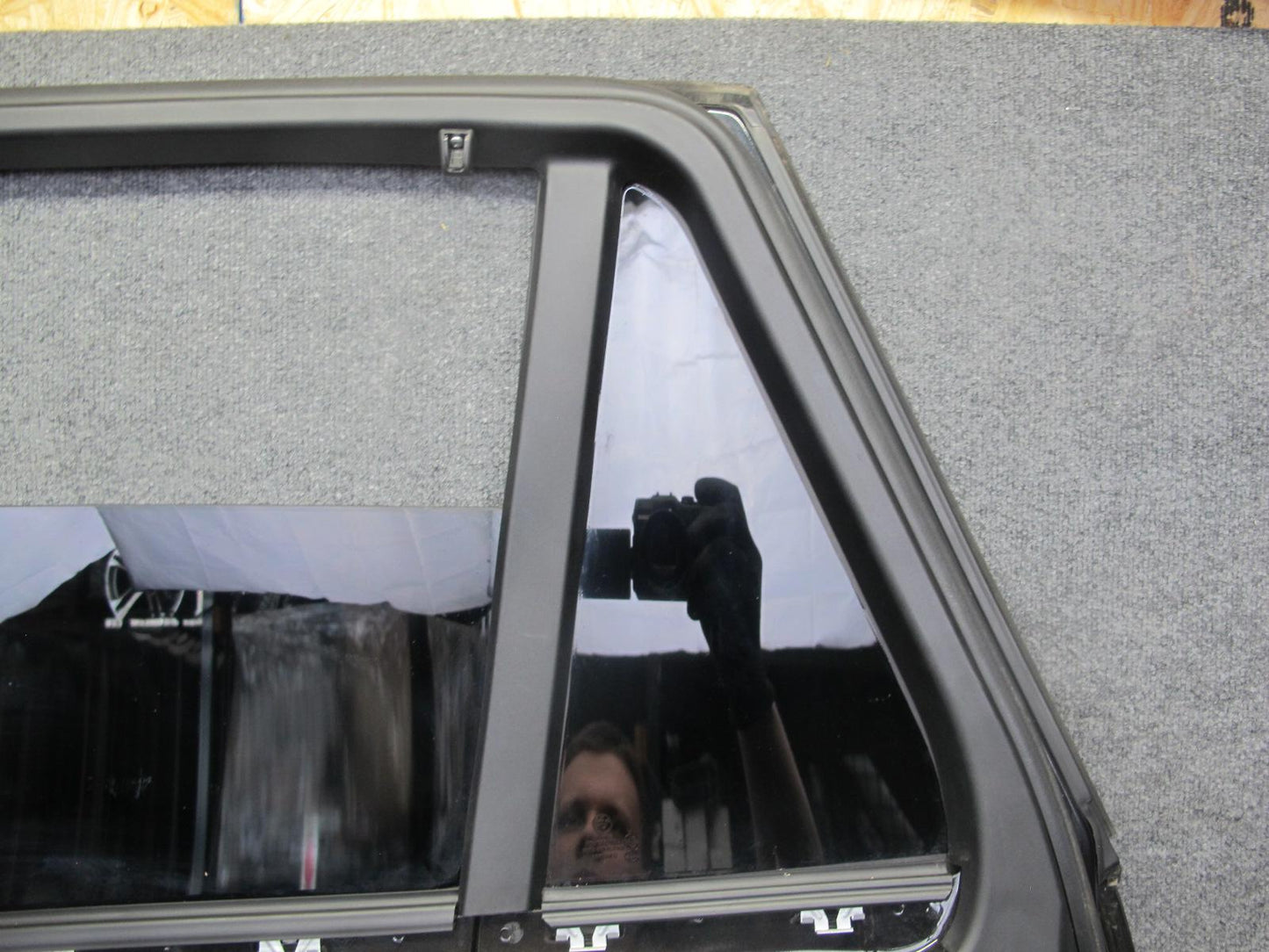 2014-2018 BMW F15 X5 Rear Right Door Shell Panel w Window Glass