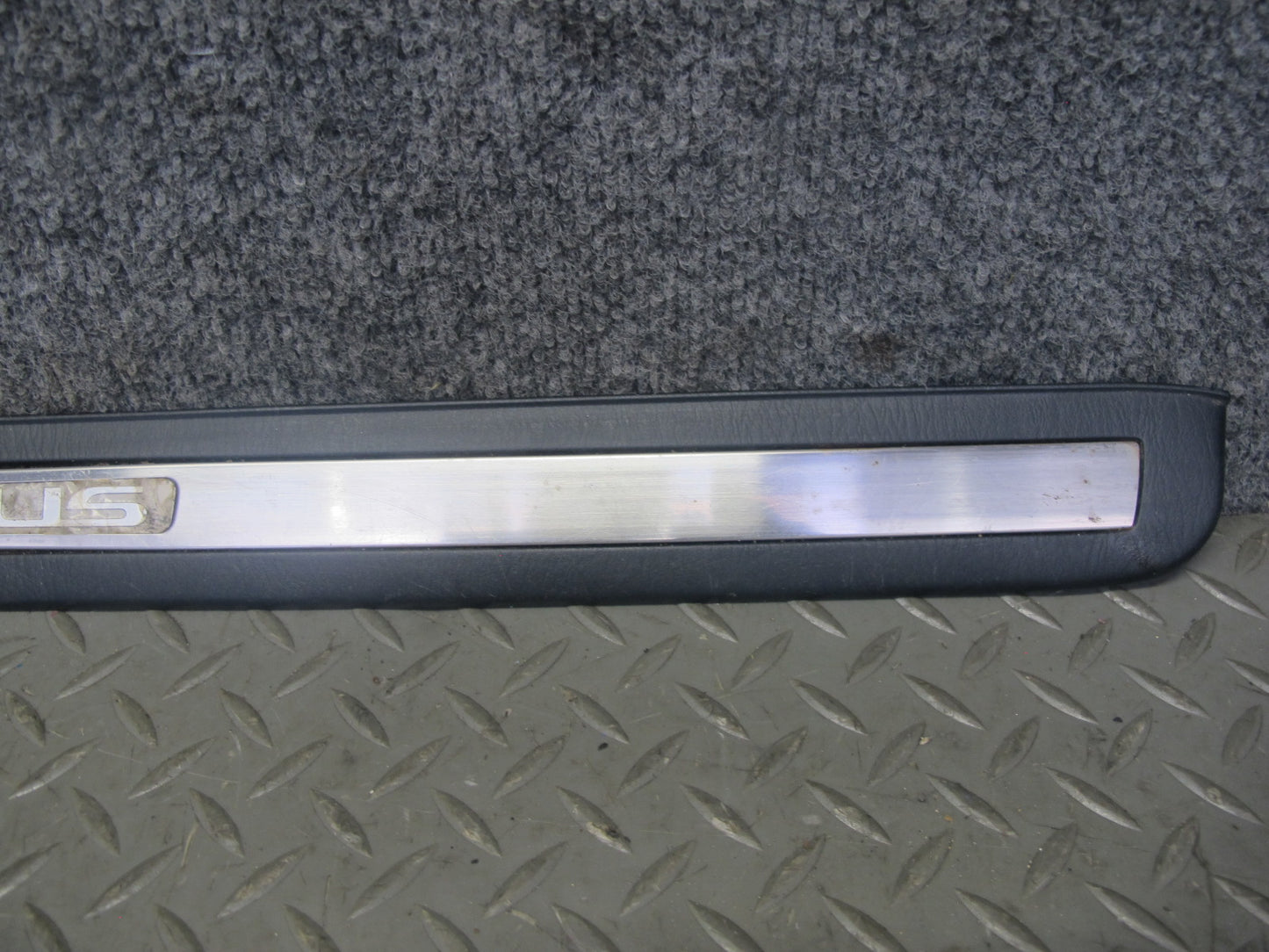 98-05 Lexus JZS160L GS400 GS430 GS300 Set of 4 Door Scuff Sill Plate Trim OEM