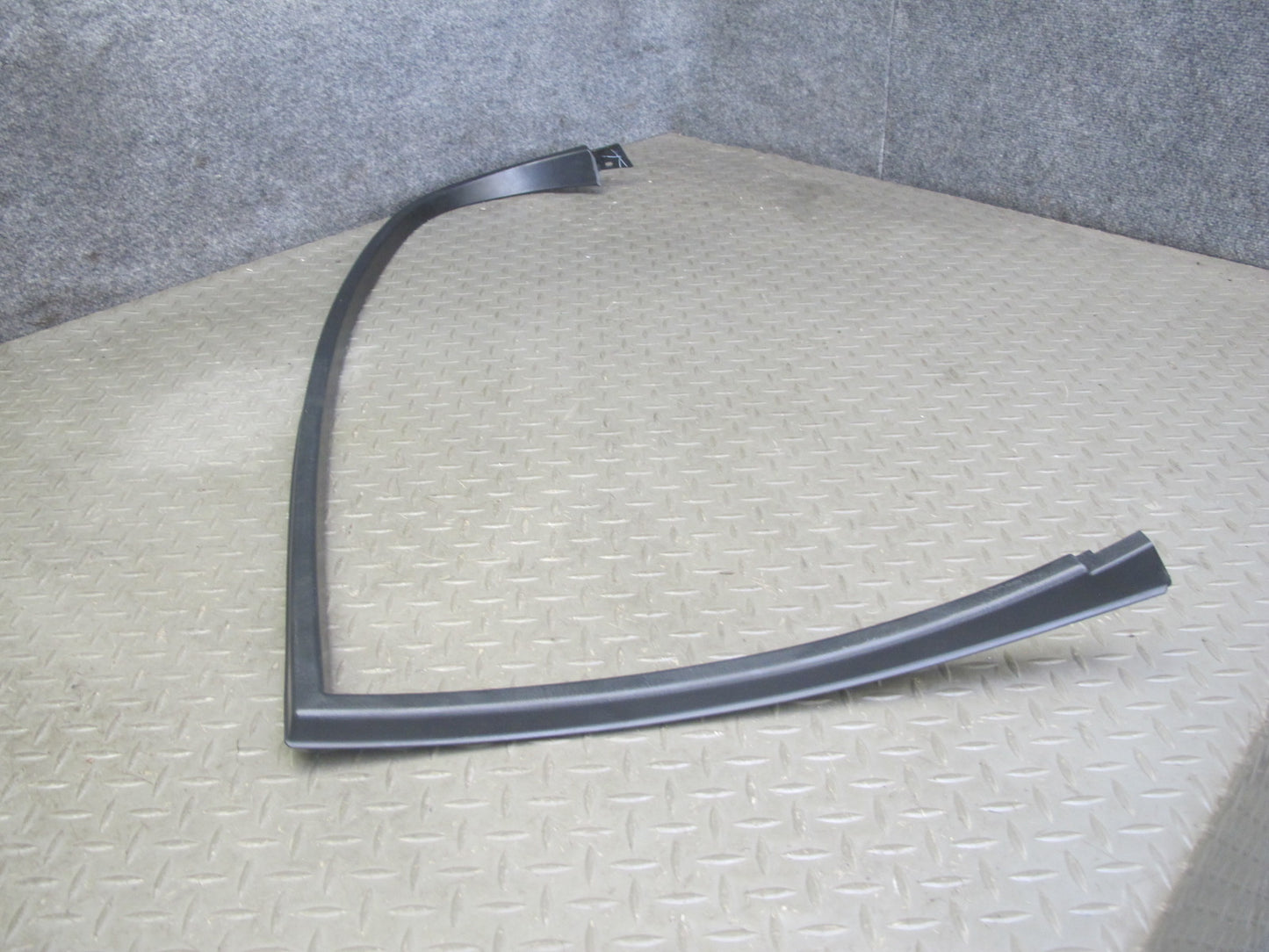 98-05 Lexus GS400 GS430 GS300 Set of 4 Front & Rear Door Window Trim Cover OEM