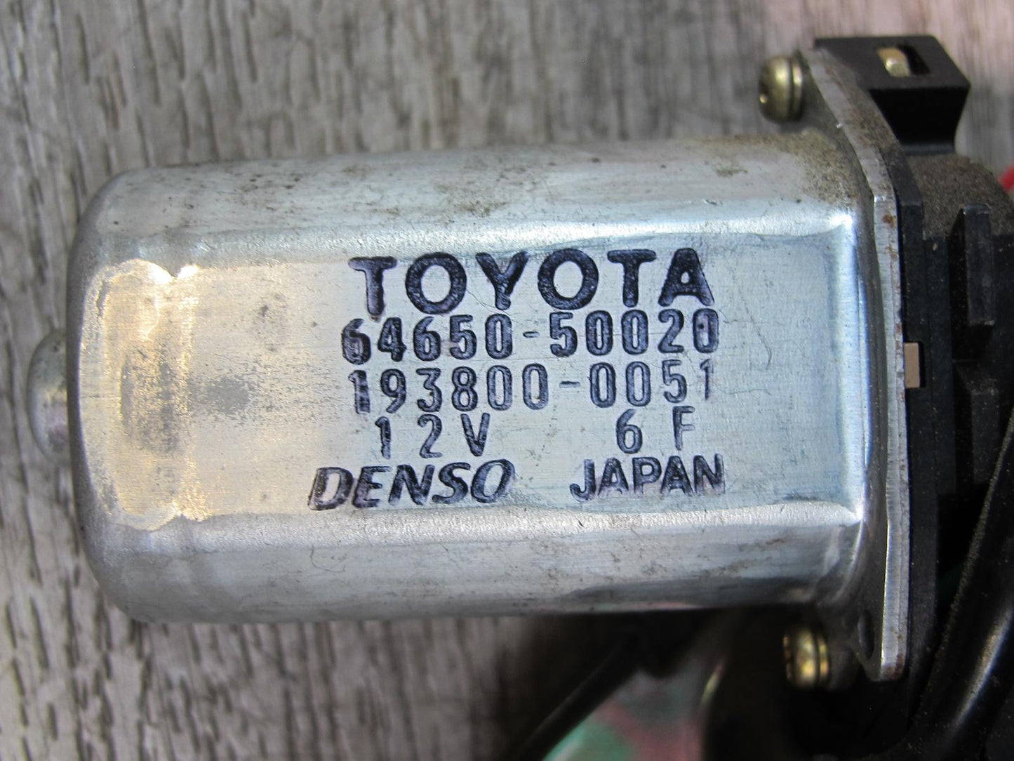 01-06 Lexus UCF30L LS430 Rear Trunk Deck Lid Lock Latch Actuator Motor OEM