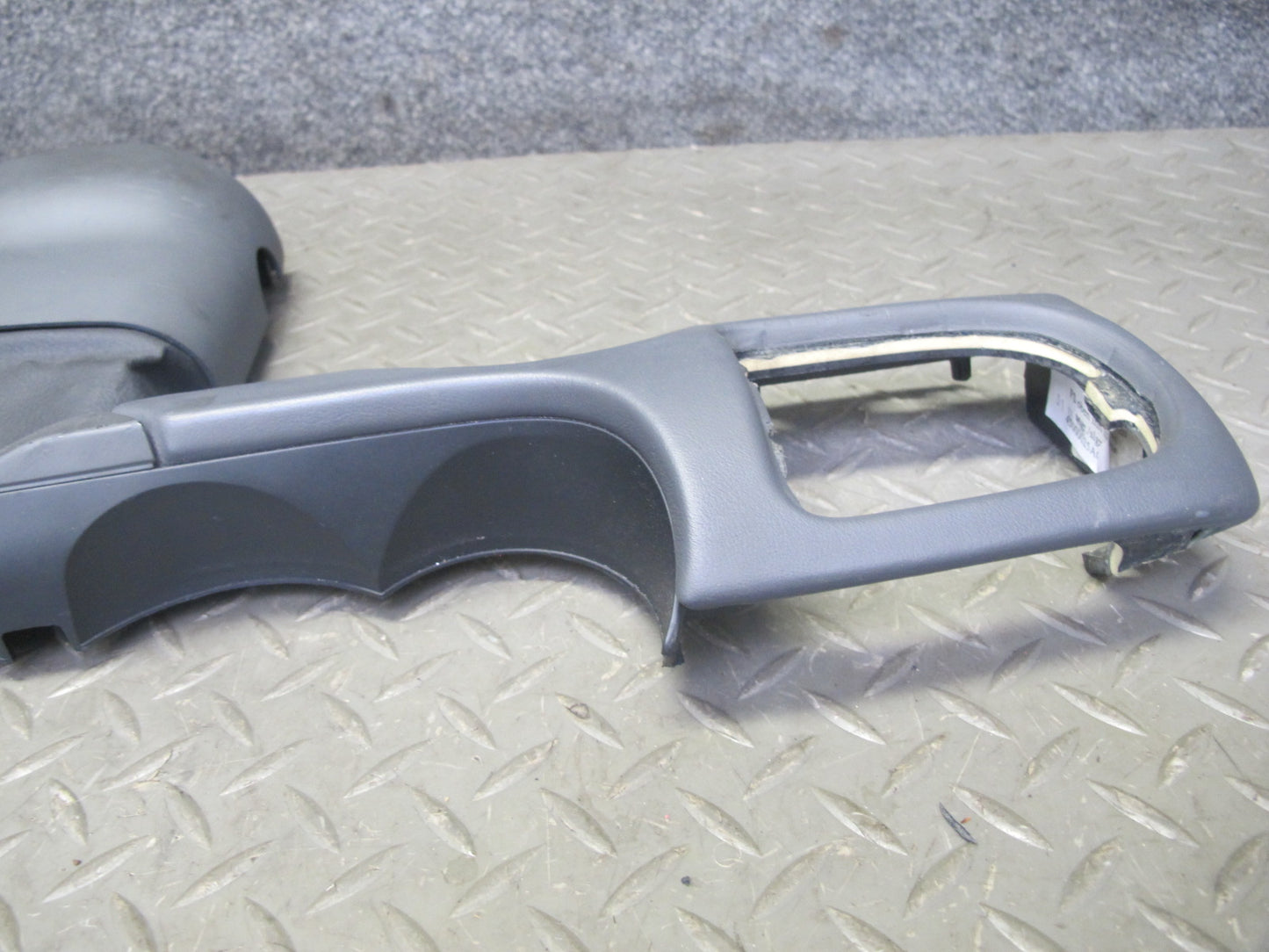 2003-2010 Porsche Cayenne 957 Dash Steering Column Upper & Lower Cover Trim Set