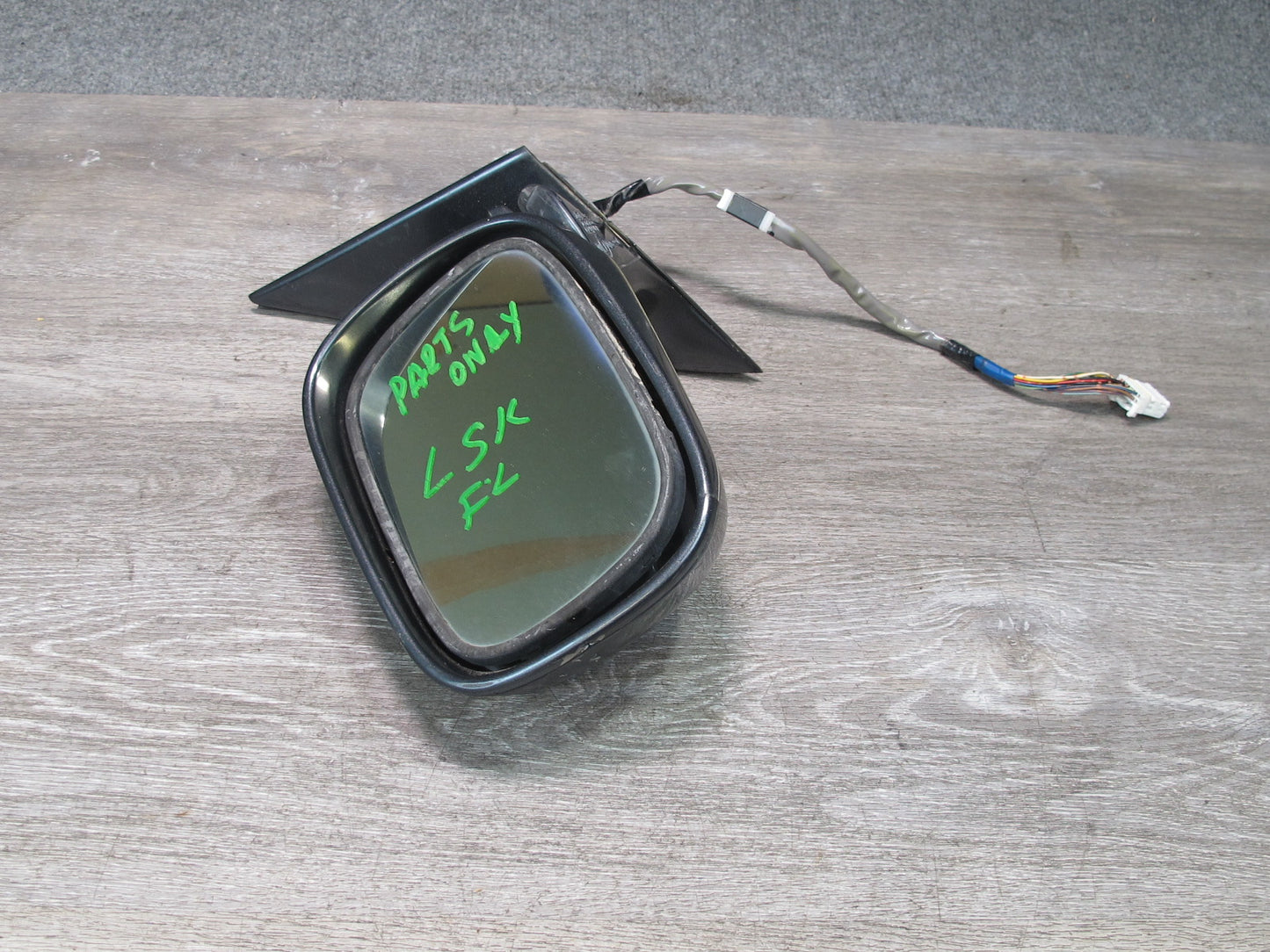 04-06 Lexus UCF30 LS430 Left Door Exterior Side View Heated Power Mirror Damaged