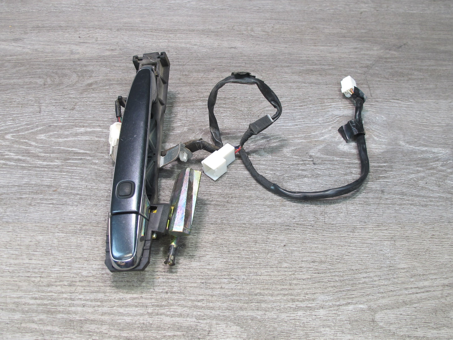 04-06 Lexus LS430 Rear Left & Right Door Exterior Handle Set w Smart Access OEM