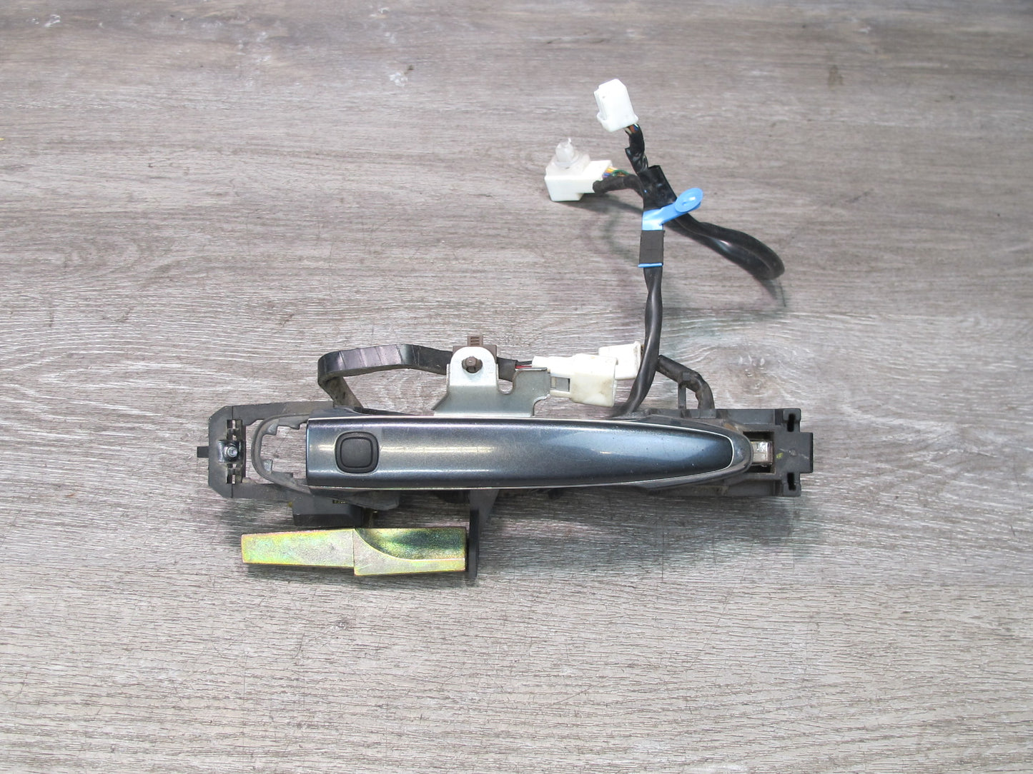 04-06 Lexus LS430 Front Left & Right Door Exterior Handle Set w Smart Access OEM
