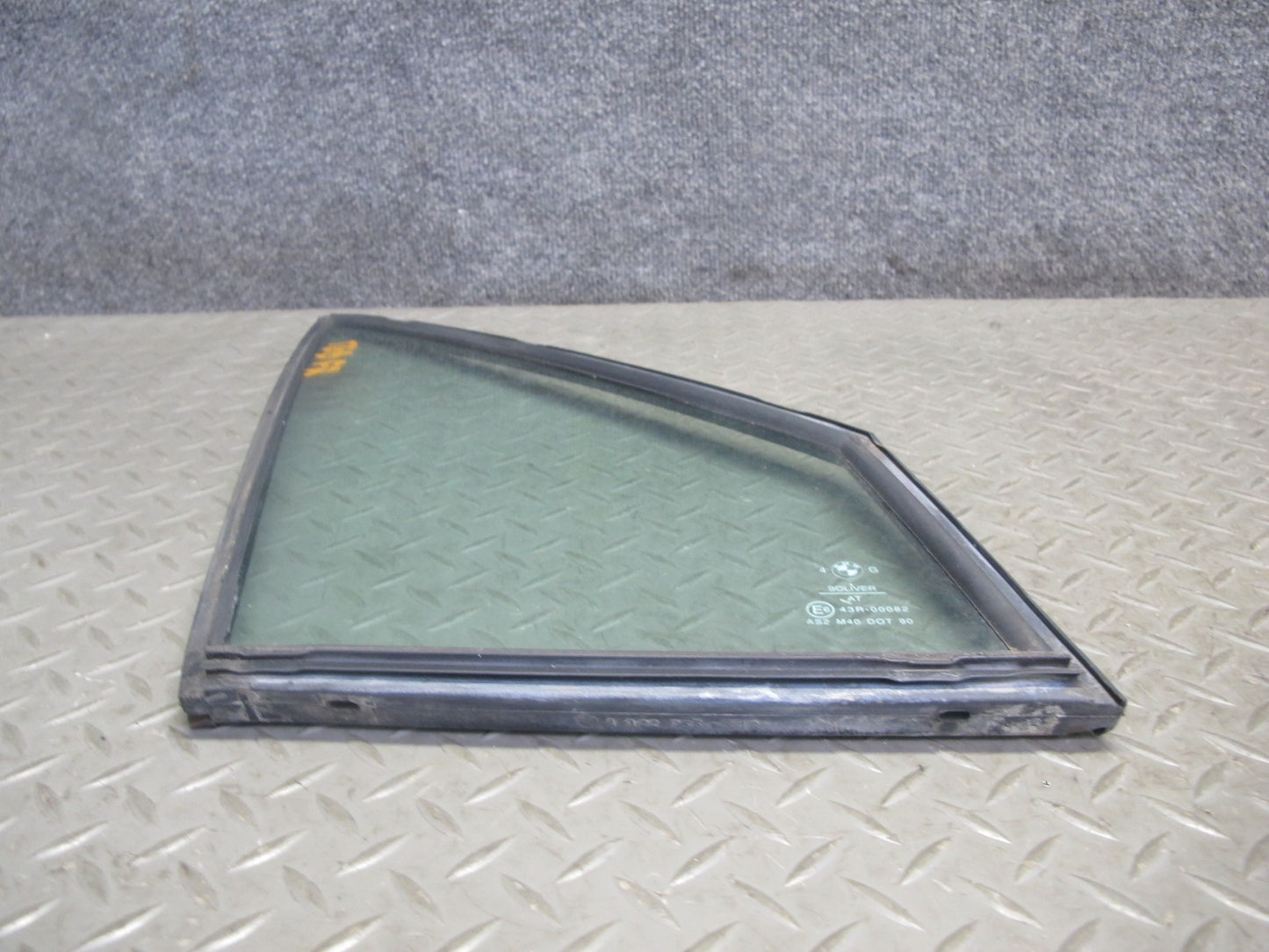 87-91 BMW E30 3-SERIES Convertible Right Door Fixed Corner Glass Window OEM