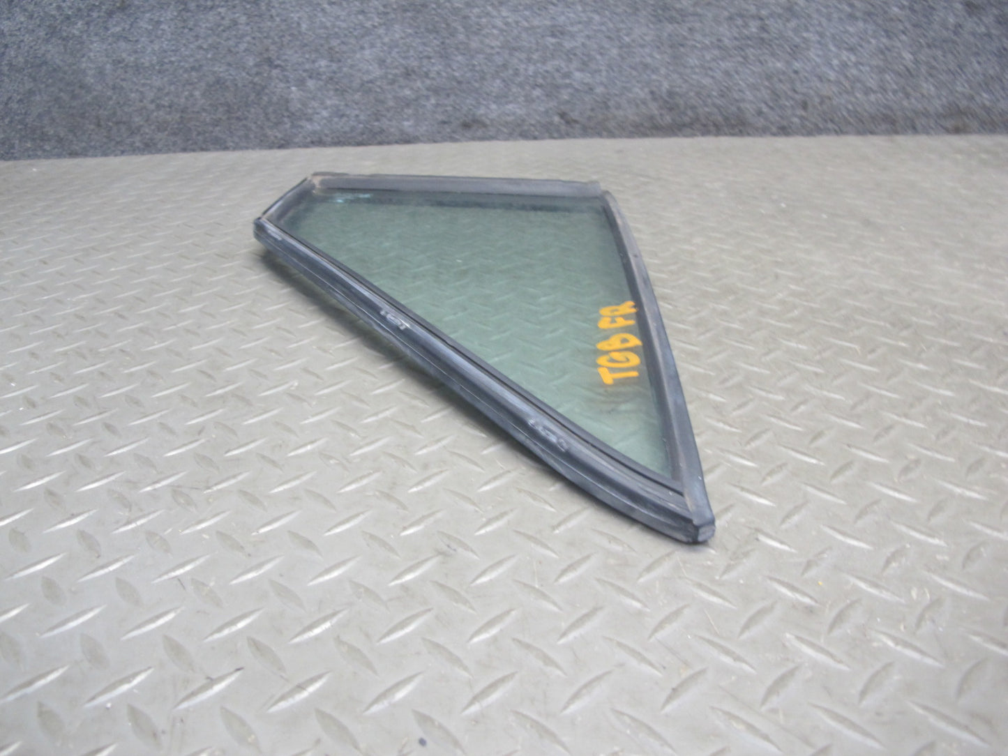 87-91 BMW E30 3-SERIES Convertible Right Door Fixed Corner Glass Window OEM