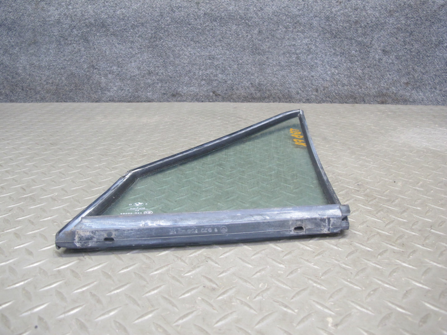 87-91 BMW E30 3-SERIES Convertible Right Door Fixed Corner Glass Window OEM