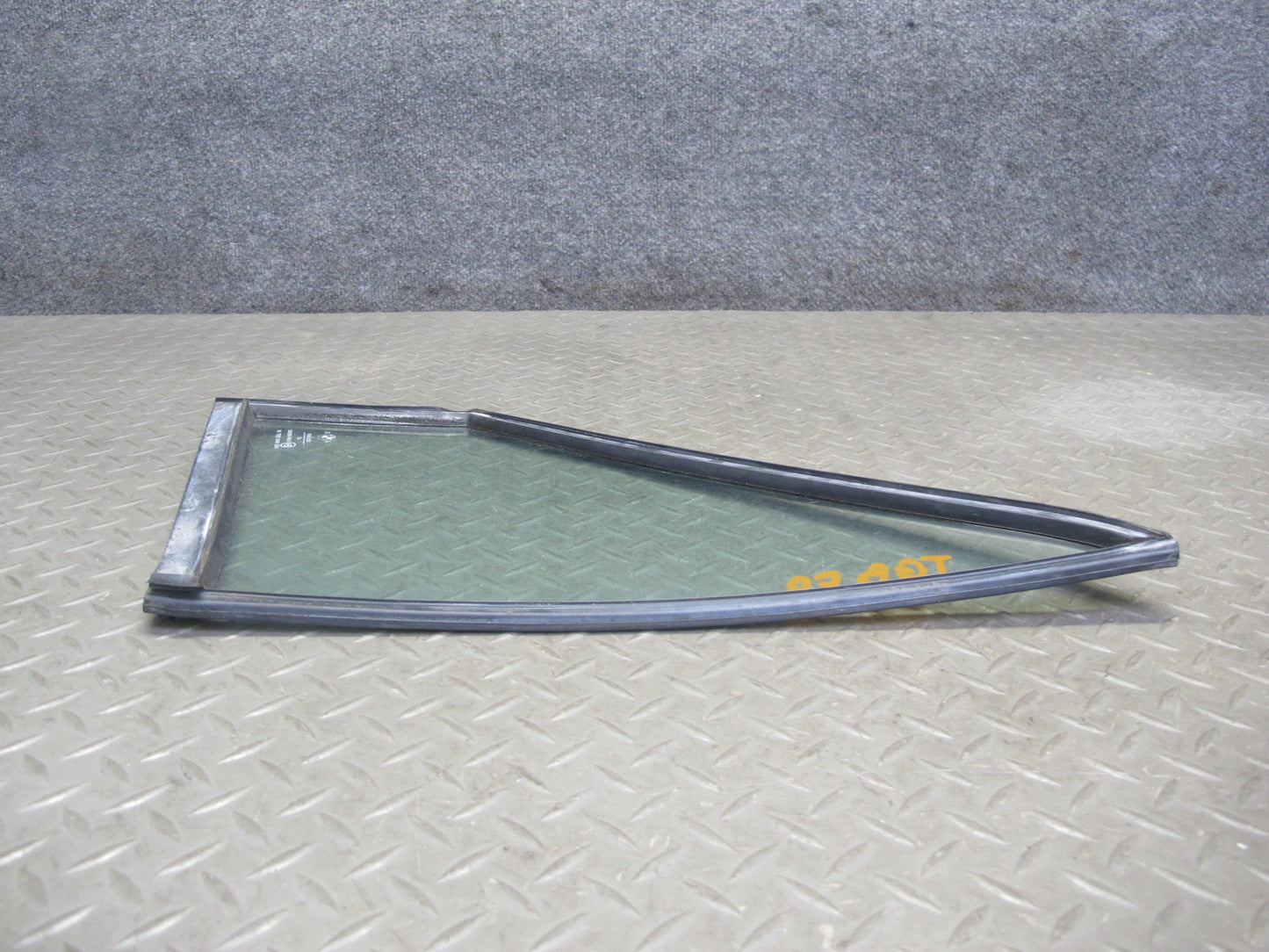 87-91 BMW E30 3-SERIES Convertible Right Door Fixed Corner Glass Window OEM