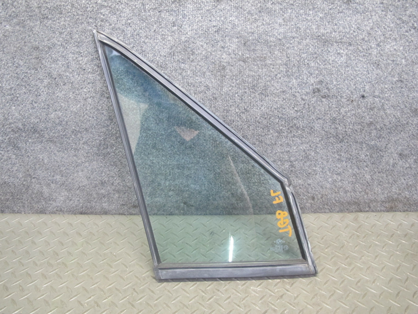 87-91 BMW E30 3-SERIES Convertible Left Door Fixed Corner Glass Window OEM