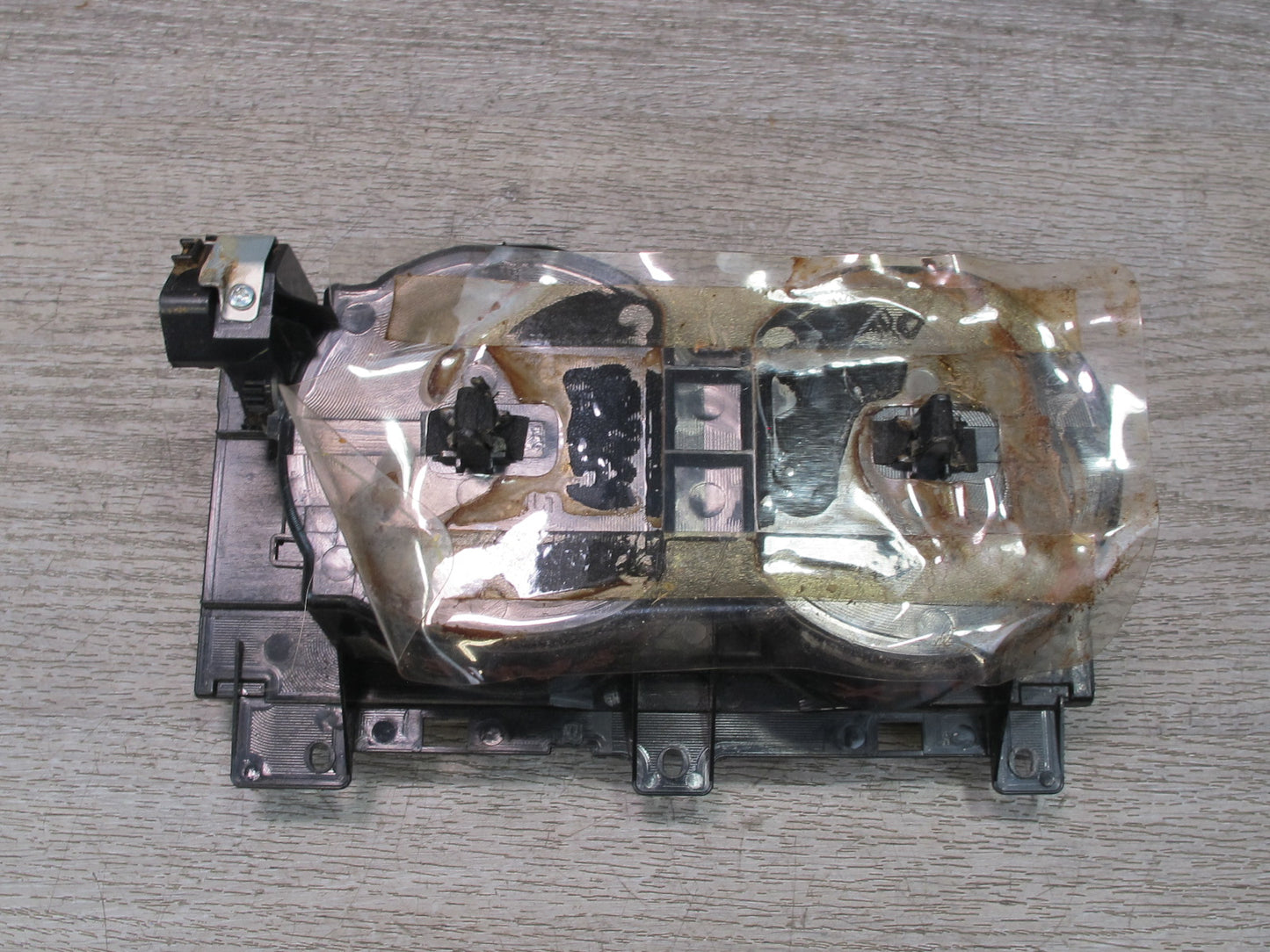 2003-2007 Lexus UZJ100L LX470 Front Center Console CUP Holder