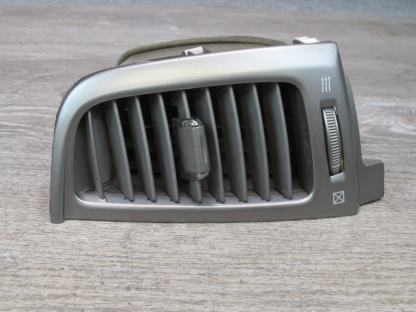 2003-2007 Lexus LX470 Dash Center Left & Right A/C Heater Air Vent Grille Set