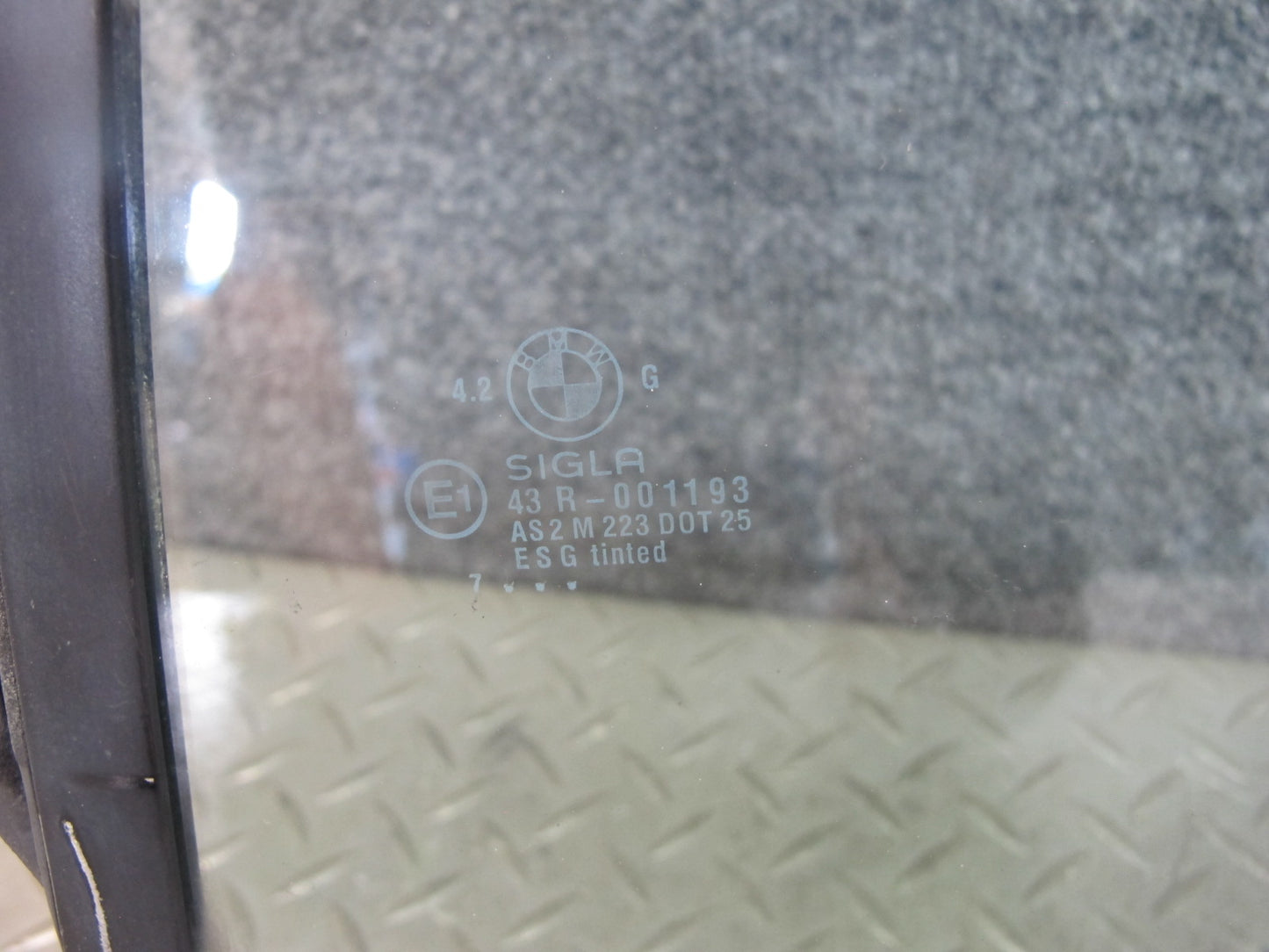 87-91 BMW E30 3-SERIES Convertible Rear Left Quarter Glass Window OEM