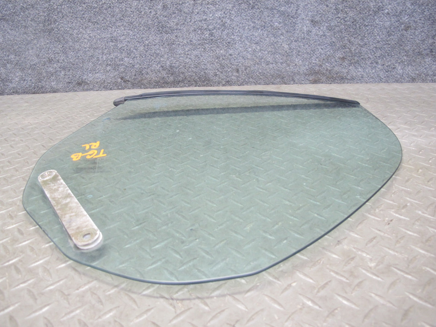 87-91 BMW E30 3-SERIES Convertible Rear Left Quarter Glass Window OEM