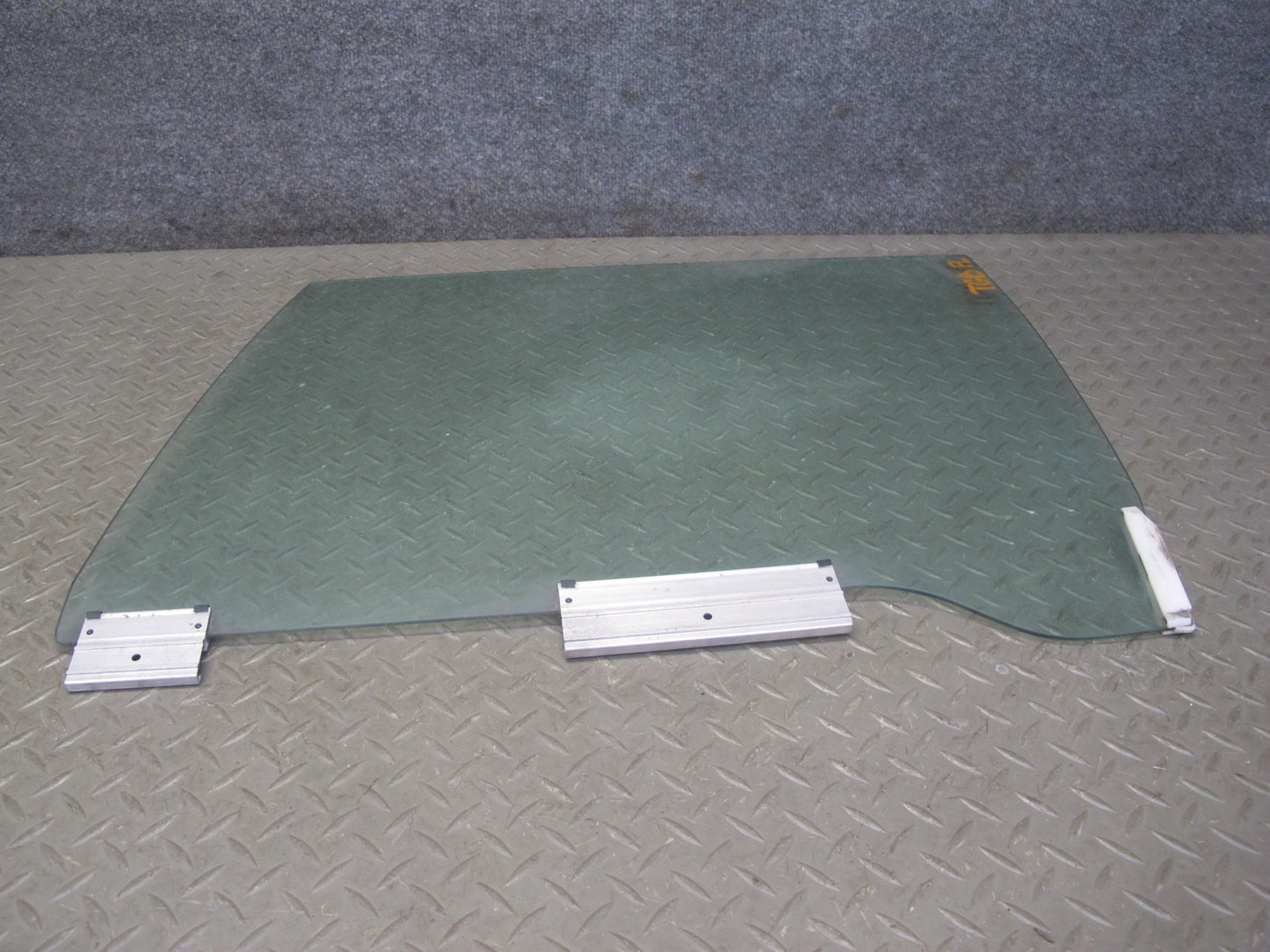 87-91 BMW E30 3-SERIES Convertible Front Left Driver Door Glass Window OEM