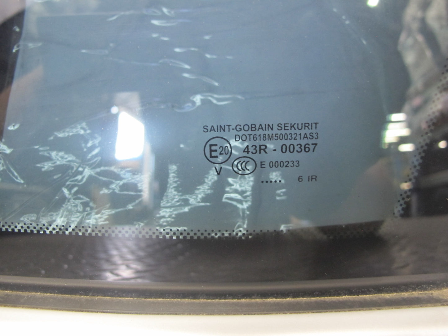 2003-2010 Porsche Cayenne 955 Rear Right Quarter Glass Window 7L5845298