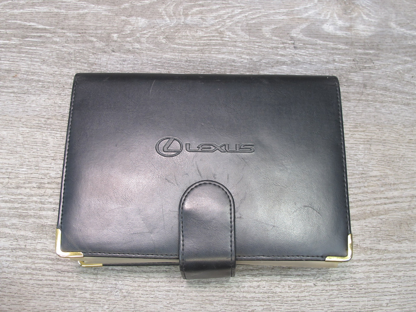 2005 Lexus UZJ100L LX470 Owners Operator User Guide Manual Book Case Set