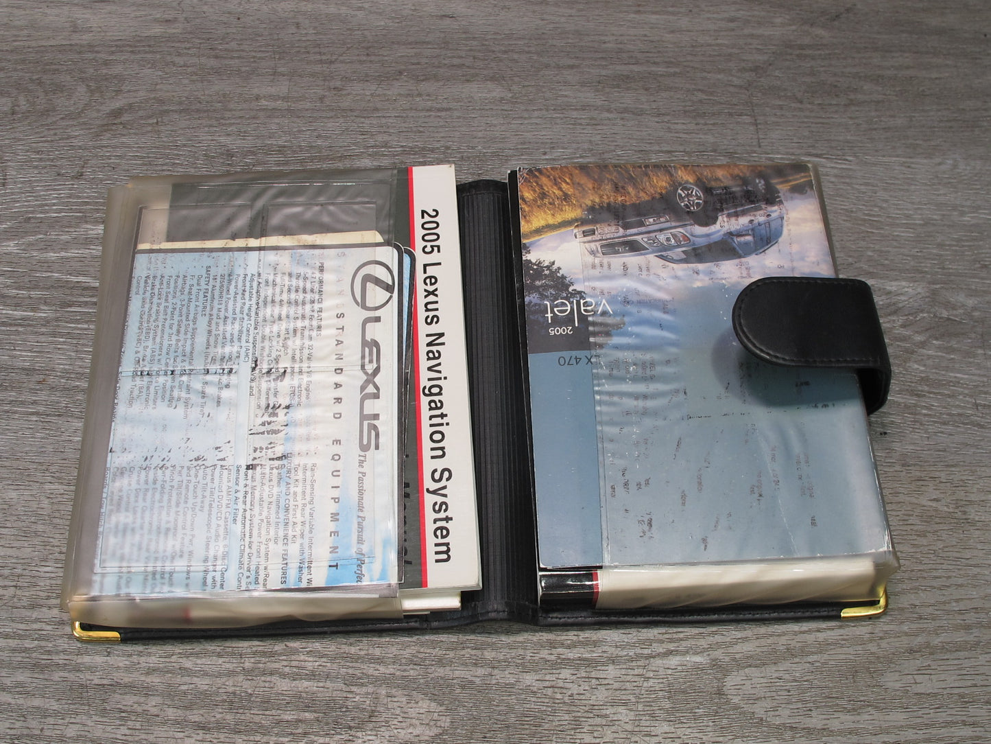 2005 Lexus UZJ100L LX470 Owners Operator User Guide Manual Book Case Set