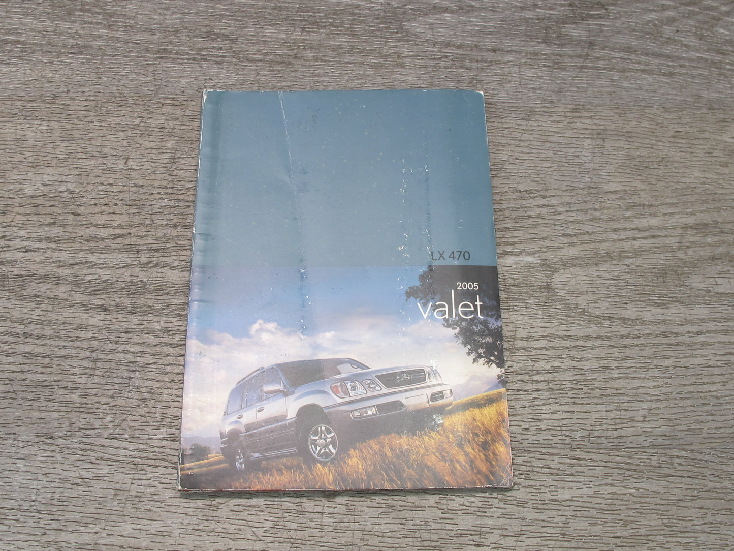 2005 Lexus UZJ100L LX470 Owners Operator User Guide Manual Book Case Set