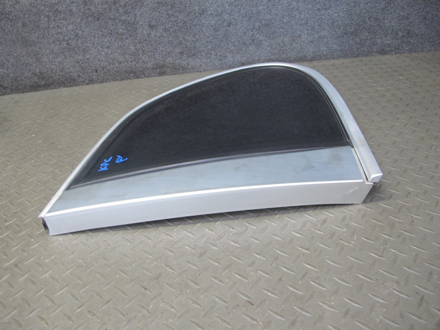 2003-2010 Porsche Cayenne 955 Rear Left Quarter Glass Window 7L5845297