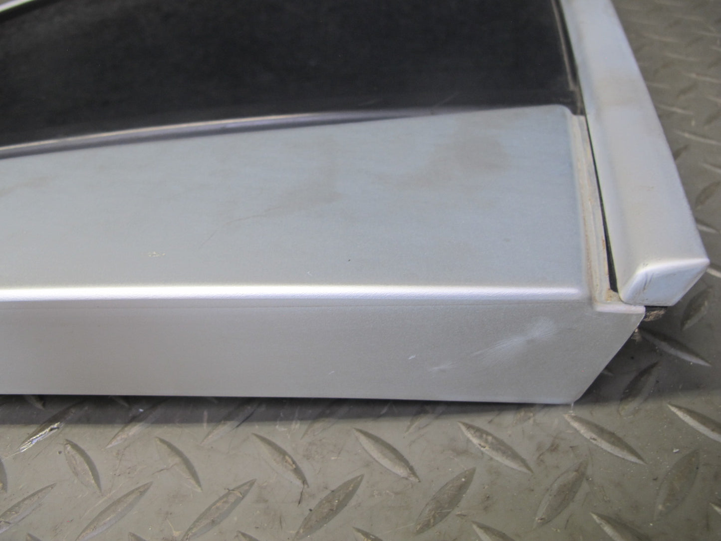 2003-2010 Porsche Cayenne 955 Rear Left Quarter Glass Window 7L5845297