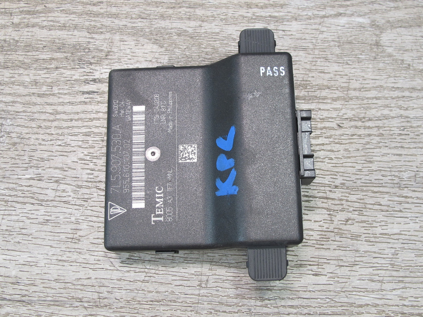 2003-2010 Porsche Cayenne 955 Gateway Computer Control Module 7L5907530A
