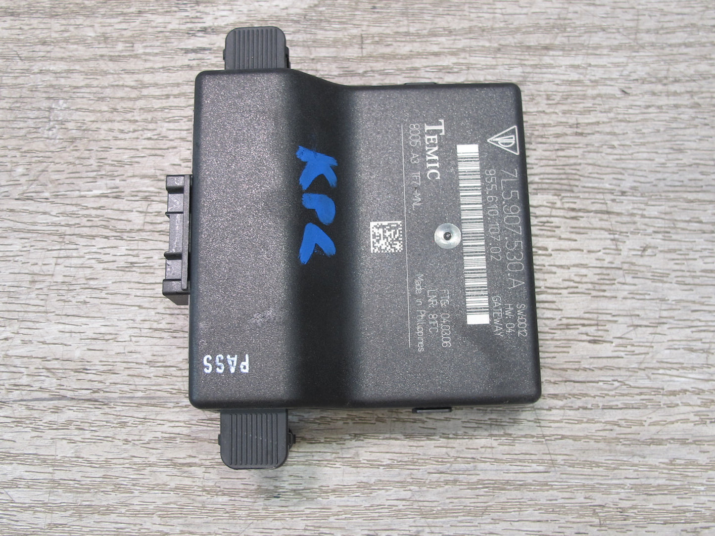 2003-2010 Porsche Cayenne 955 Gateway Computer Control Module 7L5907530A