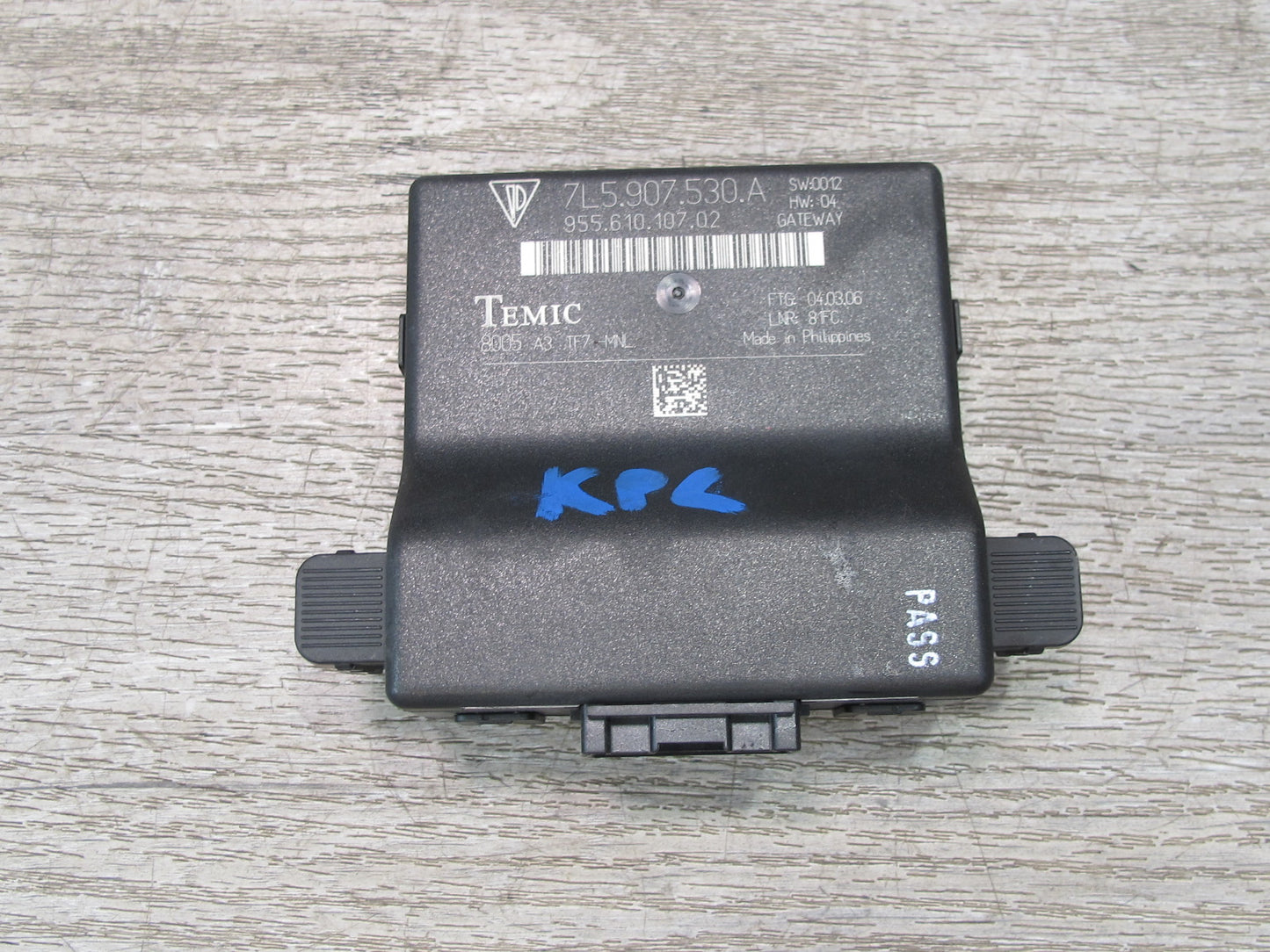 2003-2010 Porsche Cayenne 955 Gateway Computer Control Module 7L5907530A