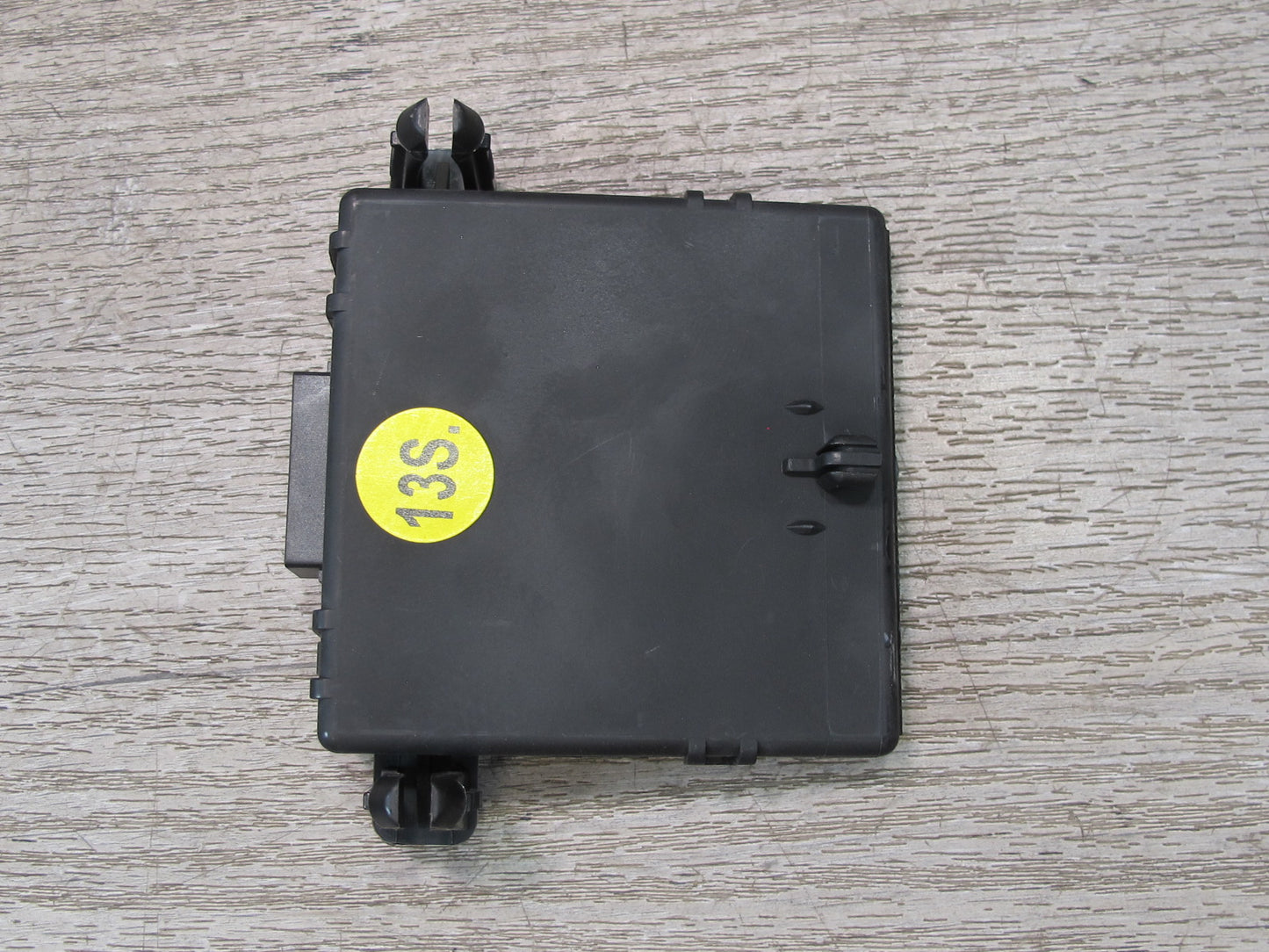 2003-2010 Porsche Cayenne 955 Gateway Computer Control Module 7L5907530A