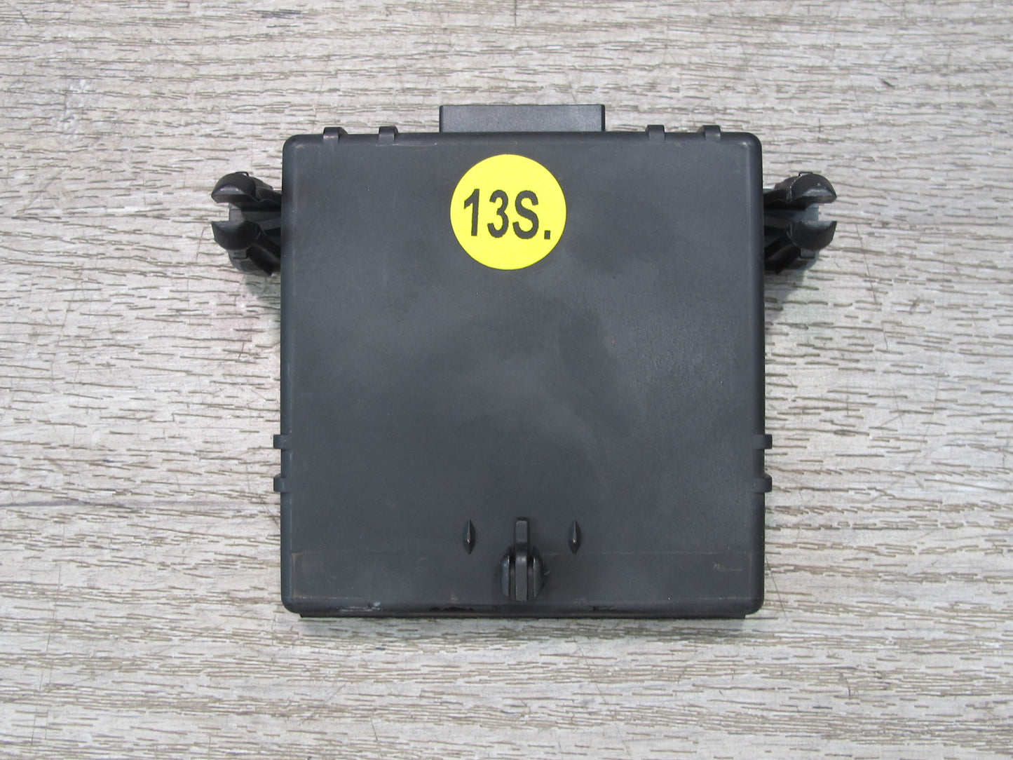 2003-2010 Porsche Cayenne 955 Gateway Computer Control Module 7L5907530A