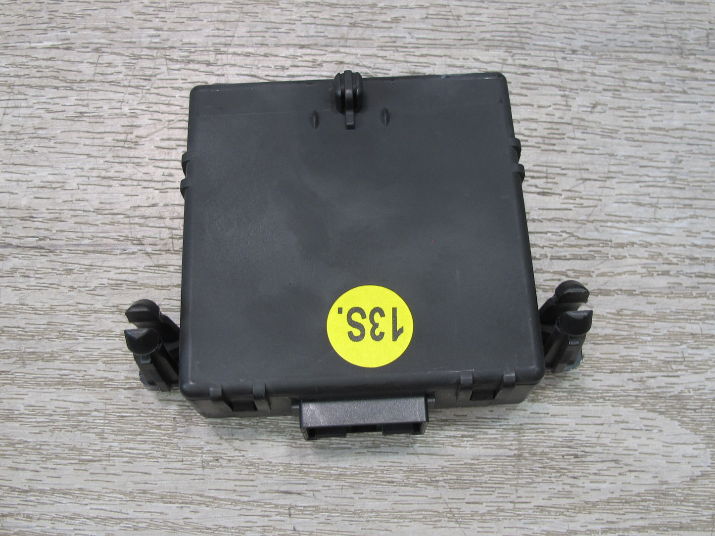 2003-2010 Porsche Cayenne 955 Gateway Computer Control Module 7L5907530A