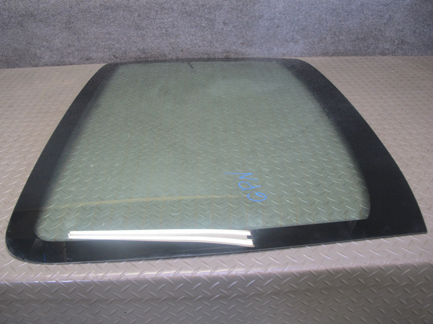 2005-2008 Porsche 911 997 Rear Trunk Lid Hatch Liftgate Heated Glass Window