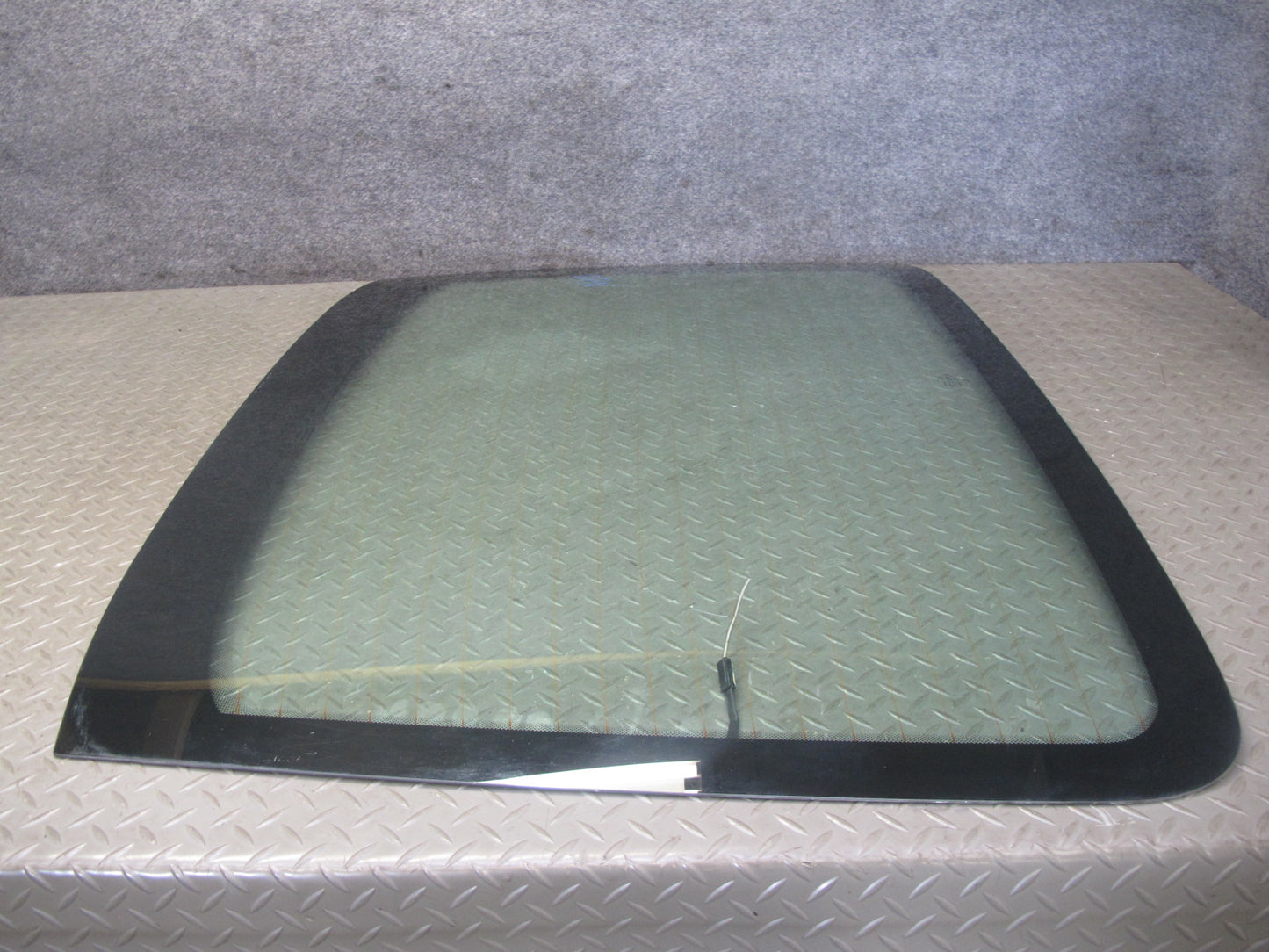 2005-2008 Porsche 911 997 Rear Trunk Lid Hatch Liftgate Heated Glass Window