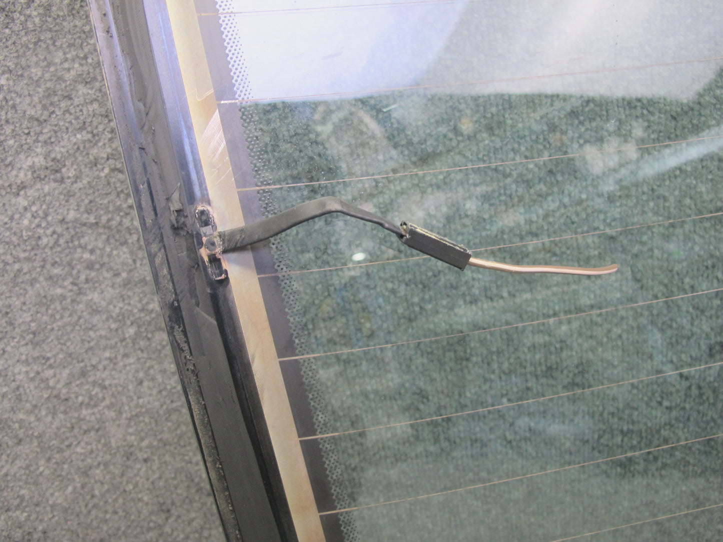 2005-2008 Porsche 911 997 Rear Trunk Lid Hatch Liftgate Heated Glass Window