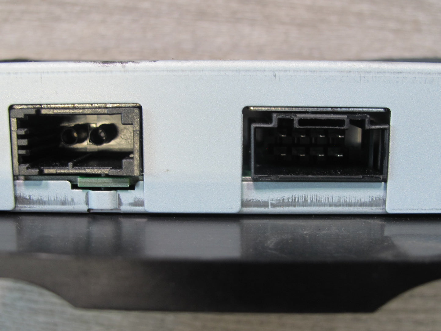 2003-2010 Porsche Cayenne 955 Sirius Satellite Radio Receiver Module 7L5910563E