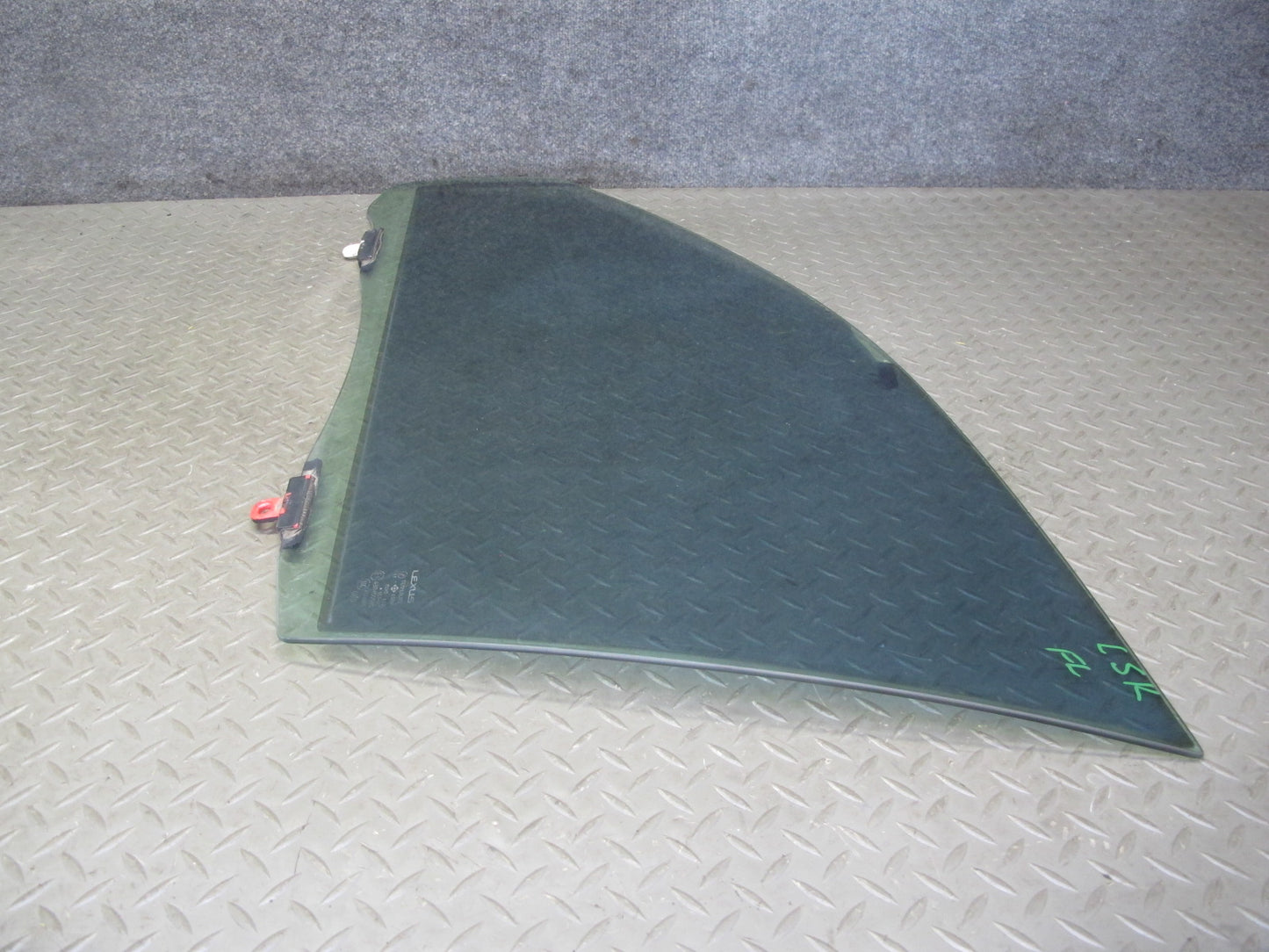01-06 Lexus UCF30L LS430 Front Left Driver Door Glass Window OEM