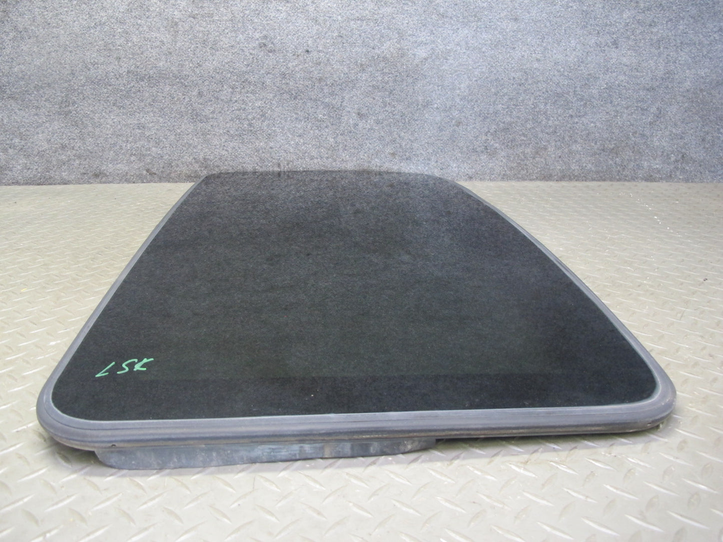 01-06 Lexus UCF30L LS430 Sunroof Moonroof Glass Window Panel OEM