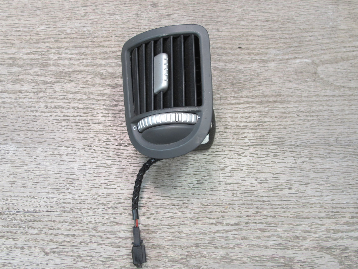 2003-2010 Porsche Cayenne 955 Dash Front Left & Right A/C Air Vent Set of 2