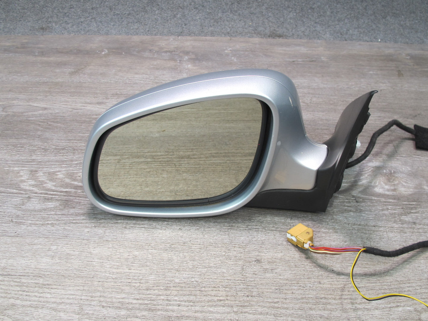2003-2006 Porsche Cayenne 955 Front Left Exterior Heated Side View Mirror