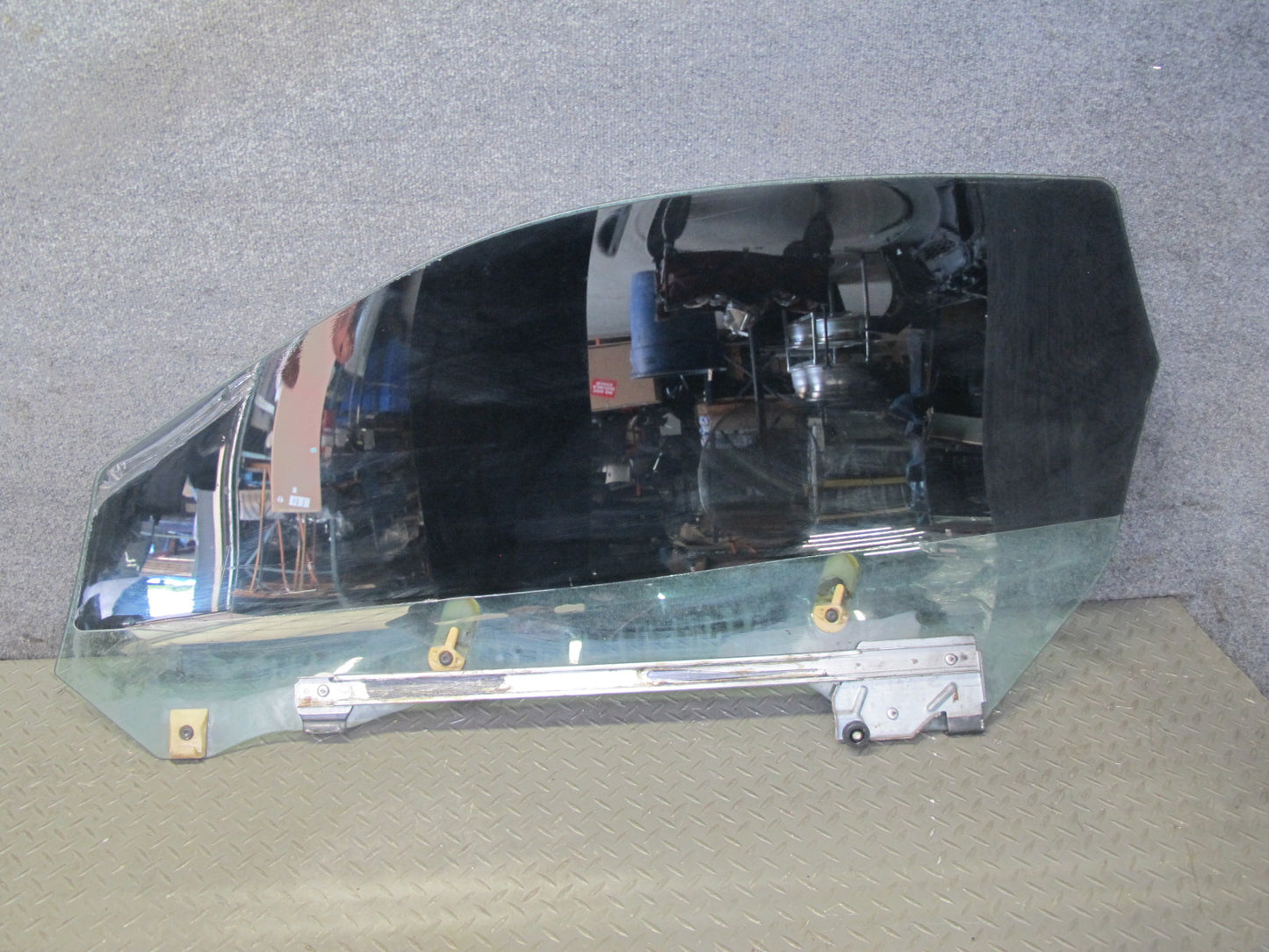 93-02 Pontiac Firebird Camaro Right Passenger Door Glass Window OEM