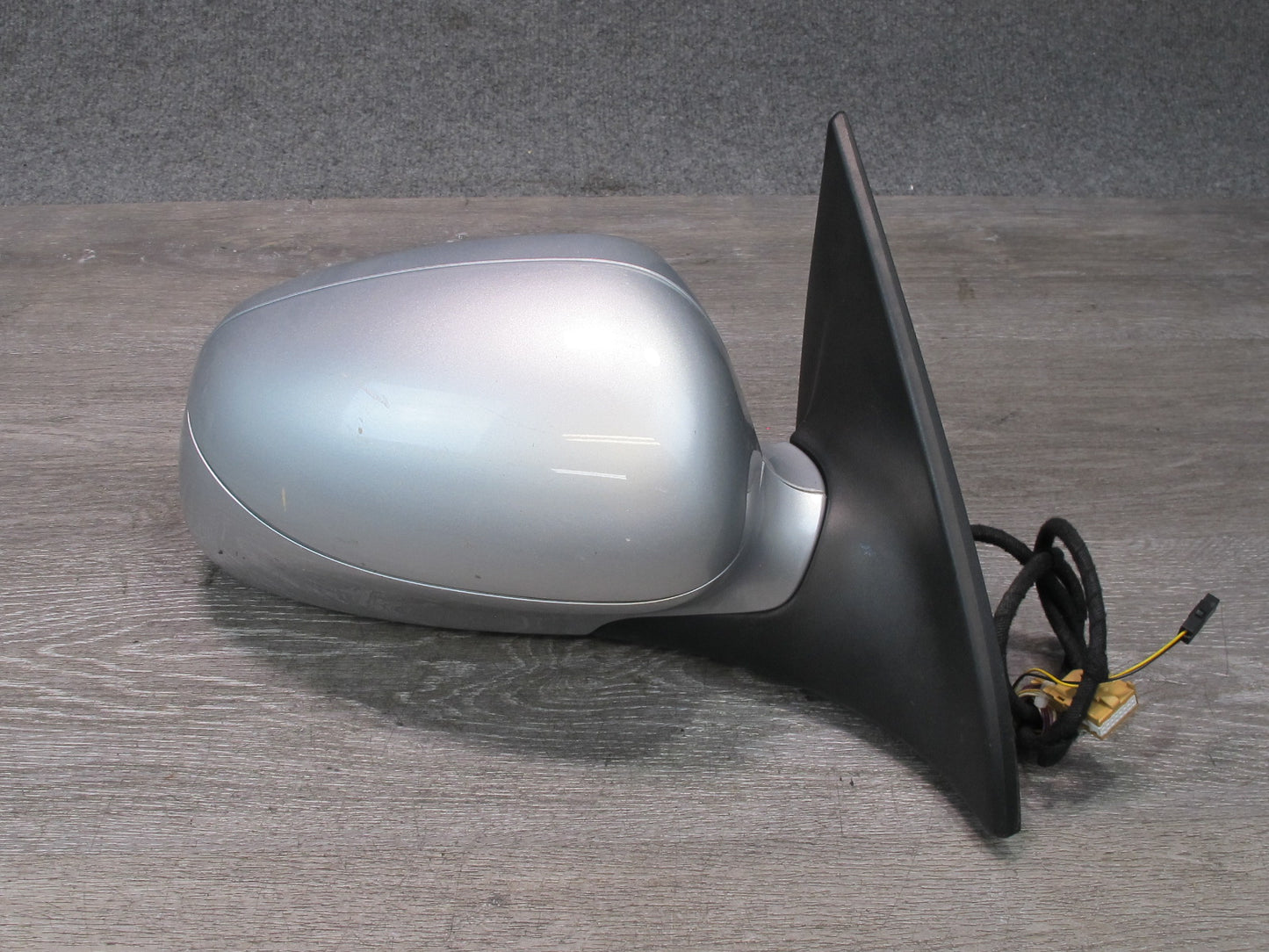 2003-2006 Porsche Cayenne 955 Front Right Exterior Heated Side View Mirror